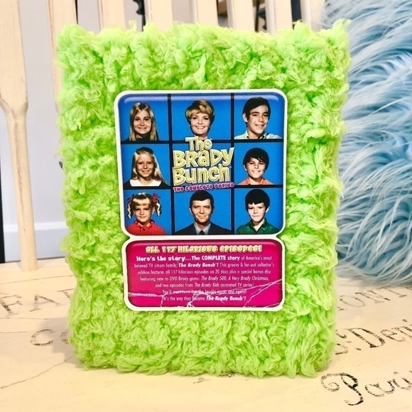 BRADY Bunch, Complete TV Series, From 1969-74, DVD Box, 21 Discs, Good Condition - Picture 3 of 16